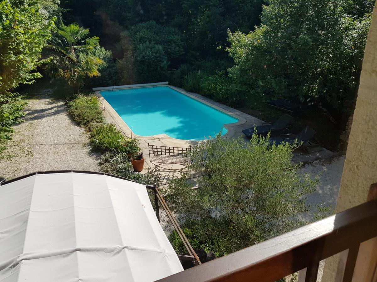 Le Moulin De Jules Et Akasha Panzió Murat Kültér fotó