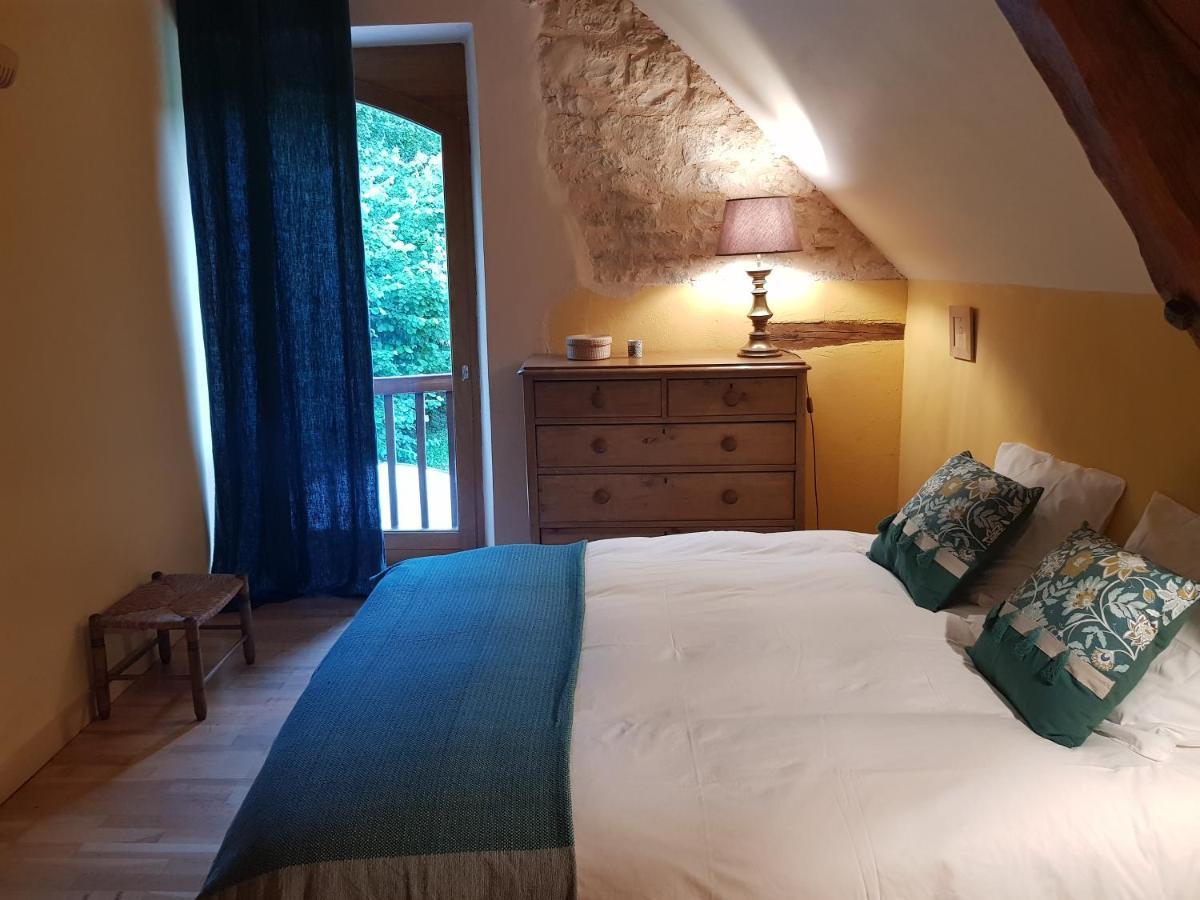Le Moulin De Jules Et Akasha Panzió Murat Kültér fotó